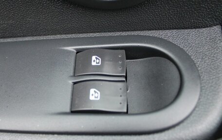 Nissan Terrano III, 2015 год, 979 000 рублей, 11 фотография