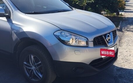 Nissan Qashqai, 2011 год, 930 000 рублей, 2 фотография