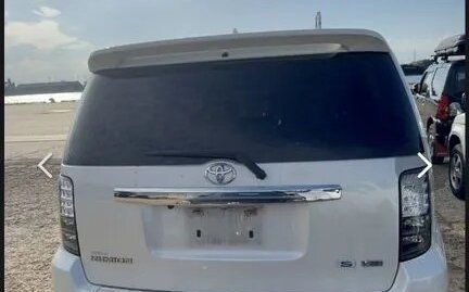 Toyota Corolla Rumion, 2014 год, 1 300 000 рублей, 2 фотография