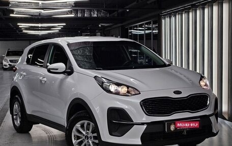 KIA Sportage IV рестайлинг, 2020 год, 2 250 000 рублей, 1 фотография