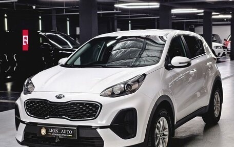 KIA Sportage IV рестайлинг, 2020 год, 2 250 000 рублей, 3 фотография