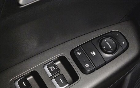 KIA Sportage IV рестайлинг, 2020 год, 2 250 000 рублей, 10 фотография