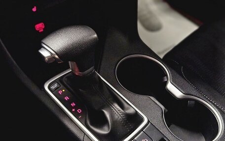 KIA Sportage IV рестайлинг, 2020 год, 2 250 000 рублей, 19 фотография