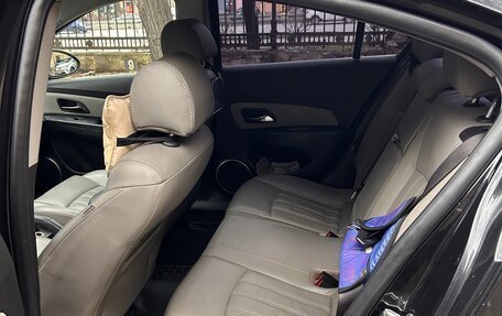 Chevrolet Cruze II, 2011 год, 900 000 рублей, 20 фотография