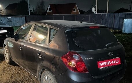 KIA cee'd I рестайлинг, 2009 год, 750 000 рублей, 2 фотография