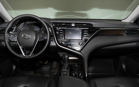 Toyota Camry, 2019 год, 2 498 000 рублей, 7 фотография