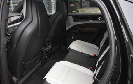 Porsche Cayenne III, 2025 год, 24 300 000 рублей, 14 фотография