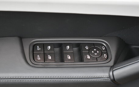 Porsche Cayenne III, 2025 год, 24 300 000 рублей, 22 фотография