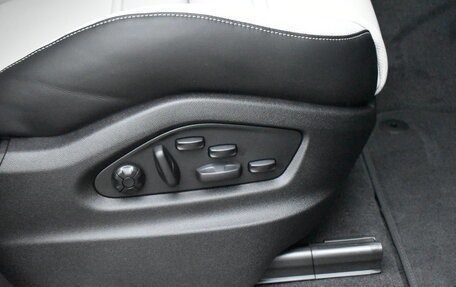 Porsche Cayenne III, 2025 год, 24 300 000 рублей, 38 фотография