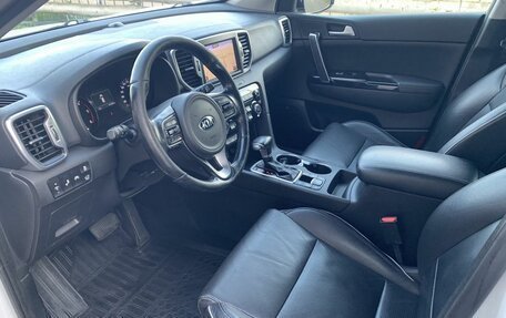 KIA Sportage IV рестайлинг, 2018 год, 2 290 000 рублей, 10 фотография