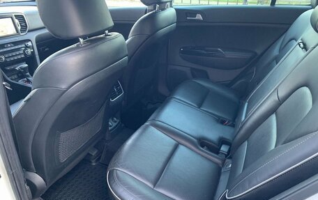 KIA Sportage IV рестайлинг, 2018 год, 2 290 000 рублей, 14 фотография