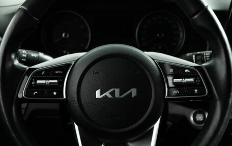 KIA K3, 2021 год, 2 350 000 рублей, 23 фотография