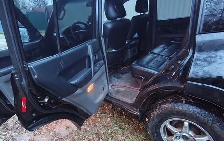 Mitsubishi Montero III, 2002 год, 750 000 рублей, 10 фотография