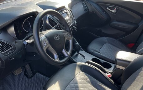 Hyundai ix35 I рестайлинг, 2010 год, 855 000 рублей, 9 фотография