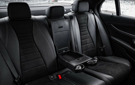 Mercedes-Benz E-Класс, 2020 год, 3 299 000 рублей, 33 фотография