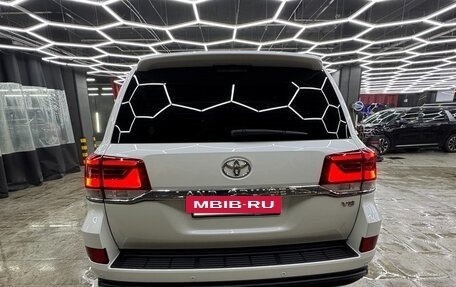 Toyota Land Cruiser 200, 2017 год, 6 590 000 рублей, 7 фотография