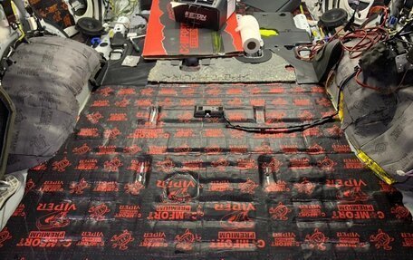 Toyota Land Cruiser 200, 2017 год, 6 590 000 рублей, 15 фотография