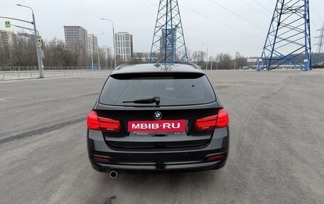 BMW 3 серия, 2018 год, 6 фотография