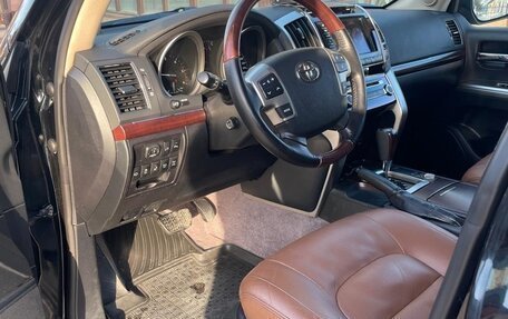 Toyota Land Cruiser 200, 2015 год, 4 500 000 рублей, 20 фотография