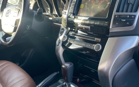 Toyota Land Cruiser 200, 2015 год, 4 500 000 рублей, 12 фотография