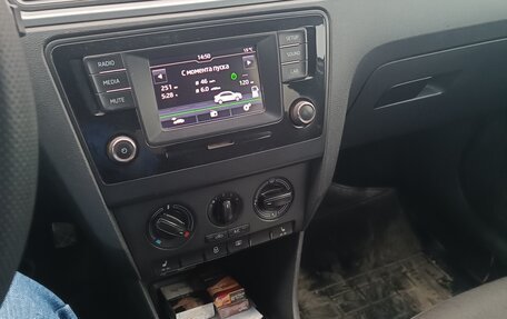 Skoda Rapid I, 2017 год, 650 000 рублей, 10 фотография