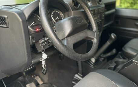 Land Rover Defender I, 2008 год, 4 000 000 рублей, 7 фотография