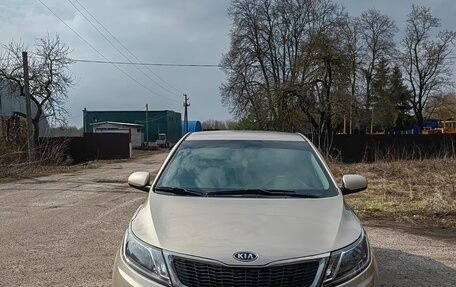 KIA Rio III рестайлинг, 2012 год, 690 000 рублей, 2 фотография