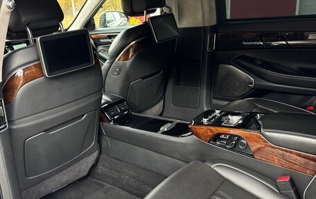 Genesis G90 I рестайлинг, 2016 год, 2 400 000 рублей, 17 фотография