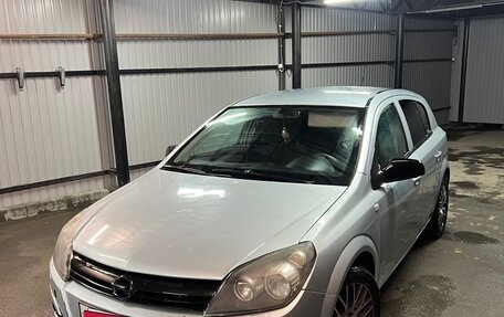 Opel Astra H, 2004 год, 430 000 рублей, 2 фотография