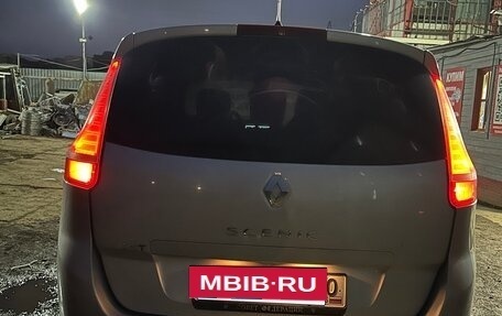 Renault Scenic III, 2009 год, 750 000 рублей, 2 фотография