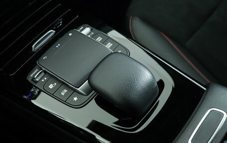 Mercedes-Benz CLA, 2022 год, 3 498 000 рублей, 14 фотография