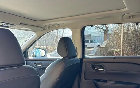 Nissan Rogue, 2023 год, 4 200 000 рублей, 2 фотография