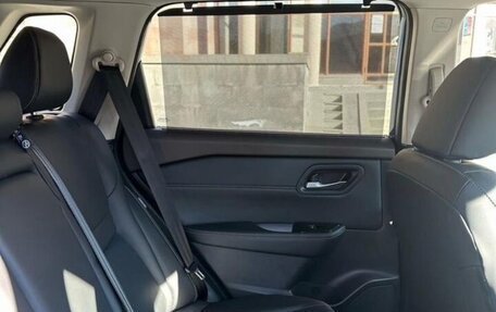 Nissan Rogue, 2023 год, 4 200 000 рублей, 6 фотография