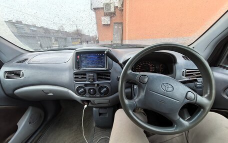 Toyota Raum I, 1999 год, 280 000 рублей, 6 фотография