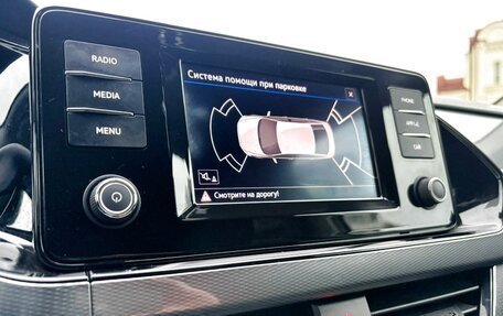 Volkswagen Polo VI (EU Market), 2021 год, 2 050 000 рублей, 17 фотография