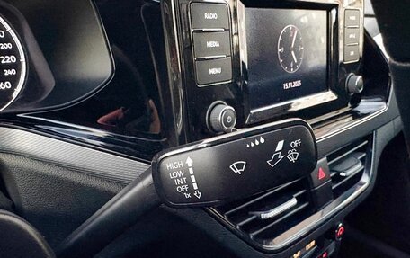 Volkswagen Polo VI (EU Market), 2021 год, 2 050 000 рублей, 16 фотография