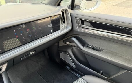 Porsche Cayenne III, 2025 год, 24 990 000 рублей, 23 фотография