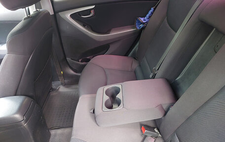 Hyundai Elantra V, 2012 год, 900 000 рублей, 2 фотография