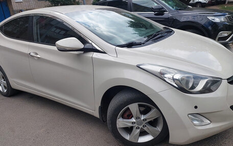 Hyundai Elantra V, 2012 год, 900 000 рублей, 9 фотография