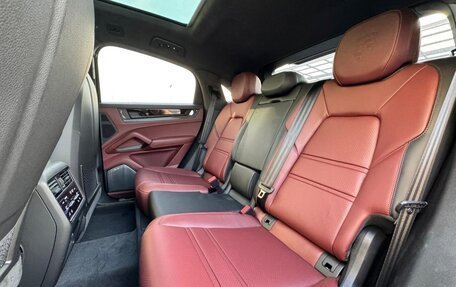 Porsche Cayenne III, 2025 год, 24 990 000 рублей, 26 фотография