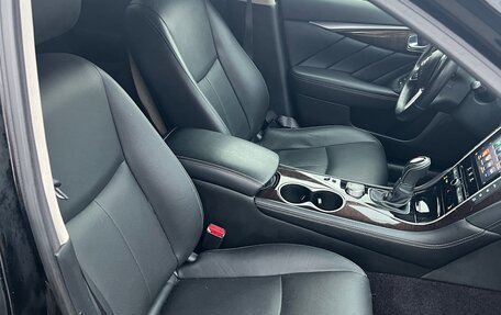 Infiniti Q50 I рестайлинг, 2017 год, 2 550 000 рублей, 6 фотография