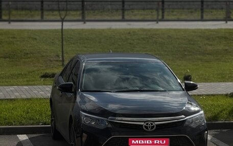 Toyota Camry, 2017 год, 2 449 000 рублей, 1 фотография