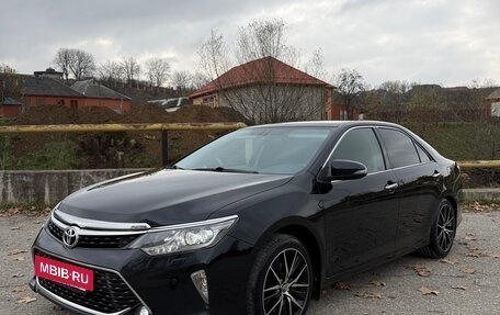 Toyota Camry, 2017 год, 2 449 000 рублей, 4 фотография