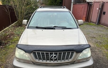 Lexus RX IV рестайлинг, 2002 год, 800 000 рублей, 1 фотография
