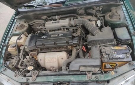 Hyundai Lantra II, 1997 год, 160 000 рублей, 2 фотография