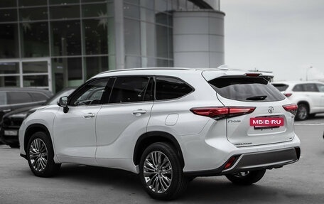 Toyota Highlander, 2025 год, 6 500 000 рублей, 4 фотография