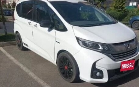 Honda Freed II, 2019 год, 1 800 000 рублей, 24 фотография