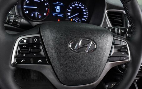 Hyundai Solaris II рестайлинг, 2018 год, 899 000 рублей, 15 фотография