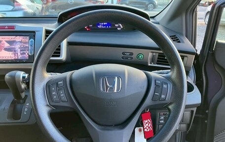 Honda Freed I, 2014 год, 746 000 рублей, 6 фотография