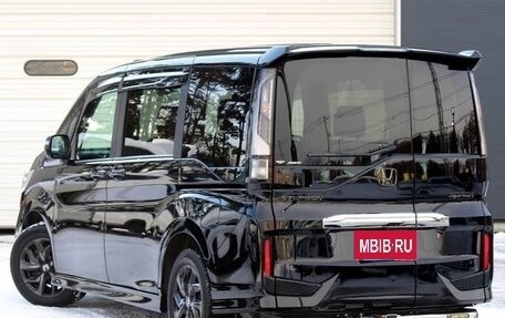 Honda Stepwgn IV, 2021 год, 2 055 000 рублей, 5 фотография